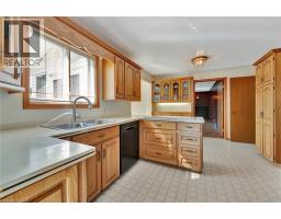 73 CHAMPLAIN Crescent - 10