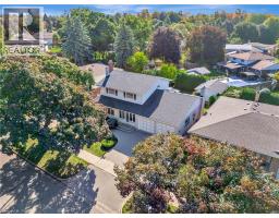 73 CHAMPLAIN Crescent - 2