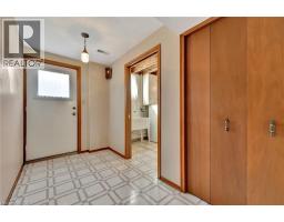 73 CHAMPLAIN Crescent - 38