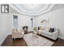 565 MANOR RIDGE Crescent - 15