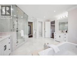 565 MANOR RIDGE Crescent - 21