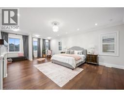 565 MANOR RIDGE Crescent - 22