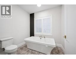 565 MANOR RIDGE Crescent - 25