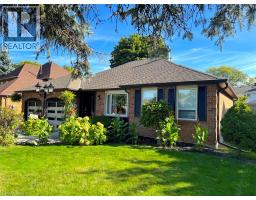 375 MELANIE Crescent - 3