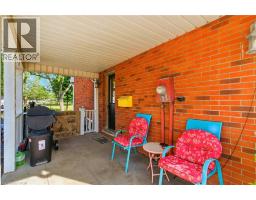 31 PEEL Street E - 20