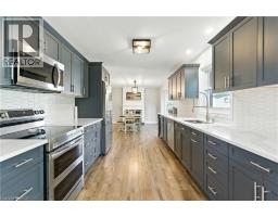 31 PEEL Street E - 8