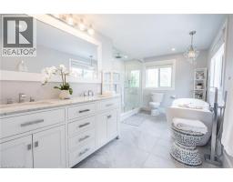 98 ESTHER Avenue - 25