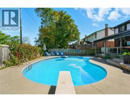 98 ESTHER Avenue - 43
