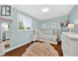 28 ENDEAVOUR Drive - 24