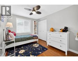 28 ENDEAVOUR Drive - 25