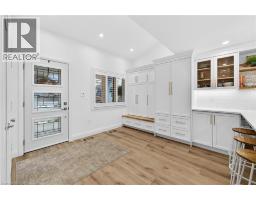 28 ENDEAVOUR Drive - 5