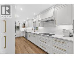 28 ENDEAVOUR Drive - 9
