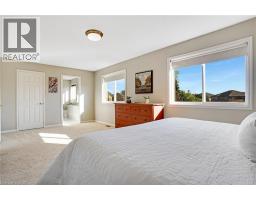 16 CANNING Crescent - 30