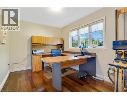 16 CANNING Crescent - 36