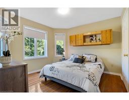 16 CANNING Crescent - 37