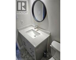 3085 KINGSWAY Drive UnitNo. 3 - 9