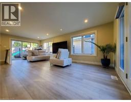 7 CROSBY Drive - 20