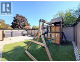 7 CROSBY Drive - 29
