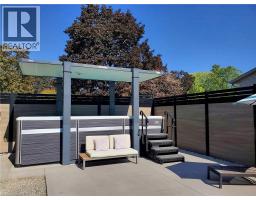 7 CROSBY Drive - 31