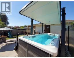 7 CROSBY Drive - 33