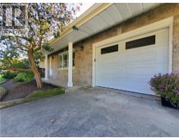 7 CROSBY Drive - 34