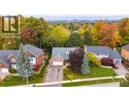 553 PARADISE Crescent - 3