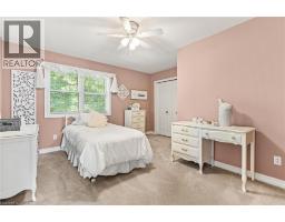 553 PARADISE Crescent - 30