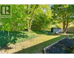 553 PARADISE Crescent - 40