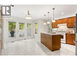 553 PARADISE Crescent - 9
