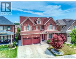 93 TREMAINE Drive - 1