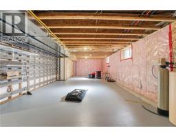 16 FORBES Crescent - 25