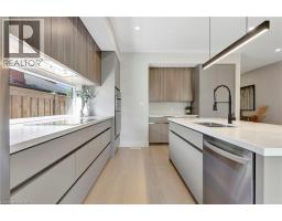 128 LISGAR Avenue - 14