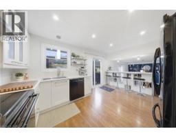 56 RAMBLEWOOD Way - 10