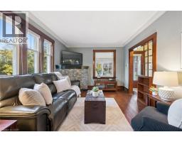 482 WELLINGTON Street N - 11