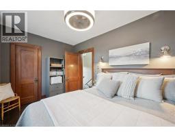 482 WELLINGTON Street N - 19