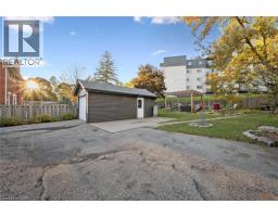482 WELLINGTON Street N - 30