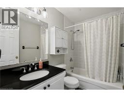 60 LENA Crescent - 14