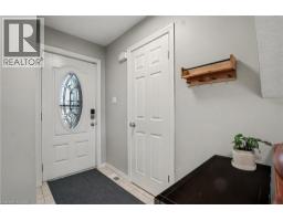 60 LENA Crescent - 3