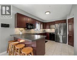 60 LENA Crescent - 7