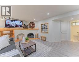 36 BLACKFRIARS Place - 32