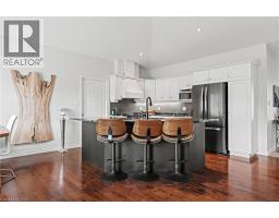 152 DEVONSHIRE Drive UnitNo. 18 - 18
