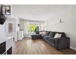 115 YELLOW BIRCH Drive - 8