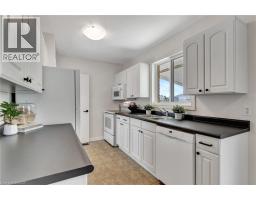266 FRANKLIN Street N - 13