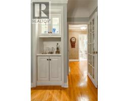 27 LOVERS Lane - 18