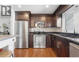 209 RICHARDSON Drive - 7