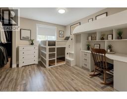 127 JANSEN Avenue - 22