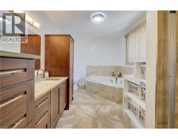 127 JANSEN Avenue - 23