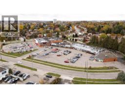 215 GLAMIS Road UnitNo. 27 - 26