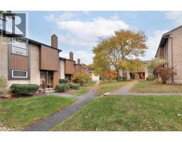 215 GLAMIS Road UnitNo. 27 - 3