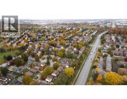 215 GLAMIS Road UnitNo. 27 - 30